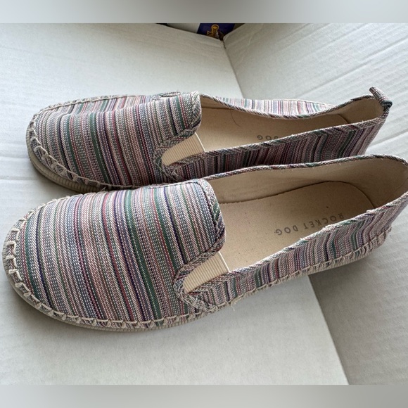 ROCKET DOG SLIP ON STRIPED-FAUX ESPADRILLE. EXCELLENT CONDITION. - Picture 12 of 16